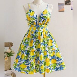 Yellow and Green Sleeveless Mini Sundress for Casual Wear